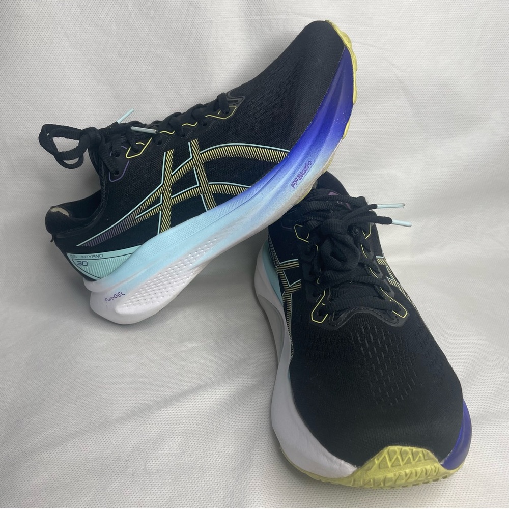 Asics Gel-Kayano 30 Womens Size US 8.5 Black Glow Yellow Running Shoes 1012B357